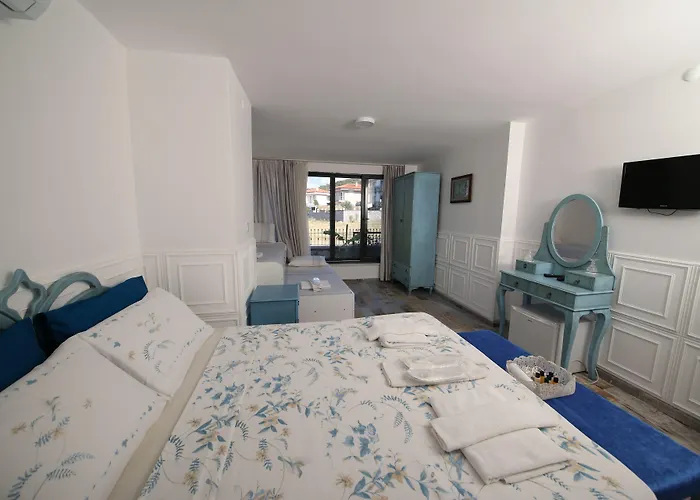 Cunda Morisi Hotel *