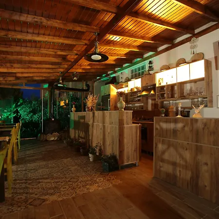 Cunda Morisi Ayvalı