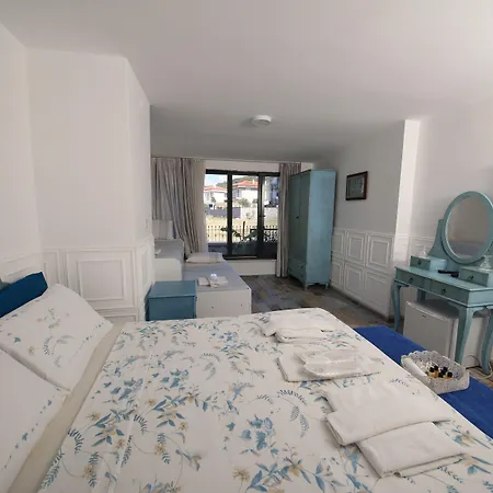 Cunda Morisi Hotel *